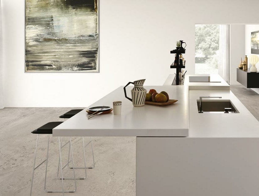 cuisine equipee sur mesure ilot design italien blanc - meubles sur mesure