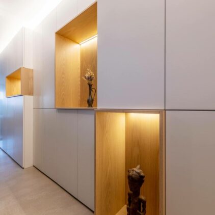 Mur de Rangement sur mesure | BeHome Interiors