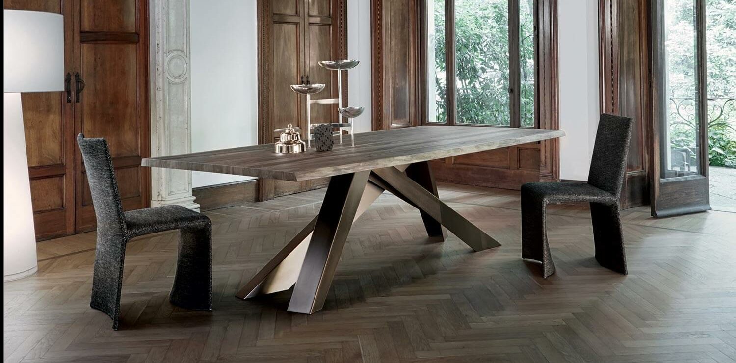 Table Bonaldo en bois et métal au Luxembourg