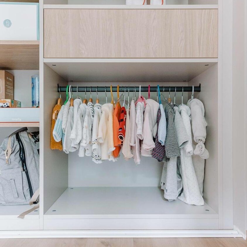 Aménagement d'un placard dans une chambre d'enfant d'une maison à Genève