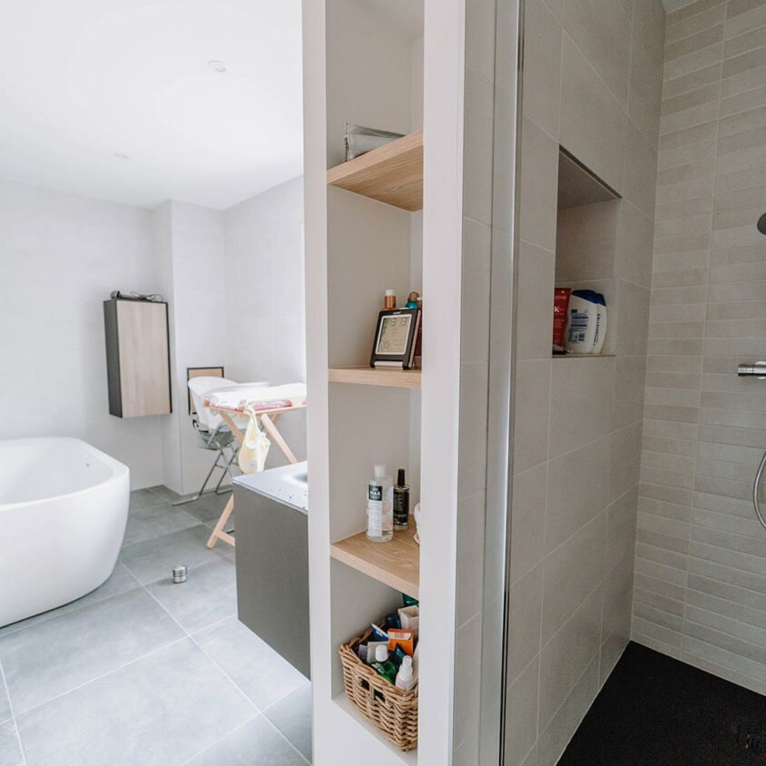 Aménagement de salle de bain dans une maison à Genève