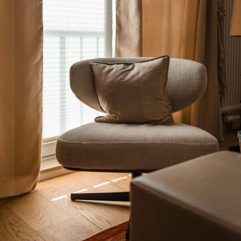 Achat de fauteuils à l'occasion d'une rénovation de salon au Luxembourg
