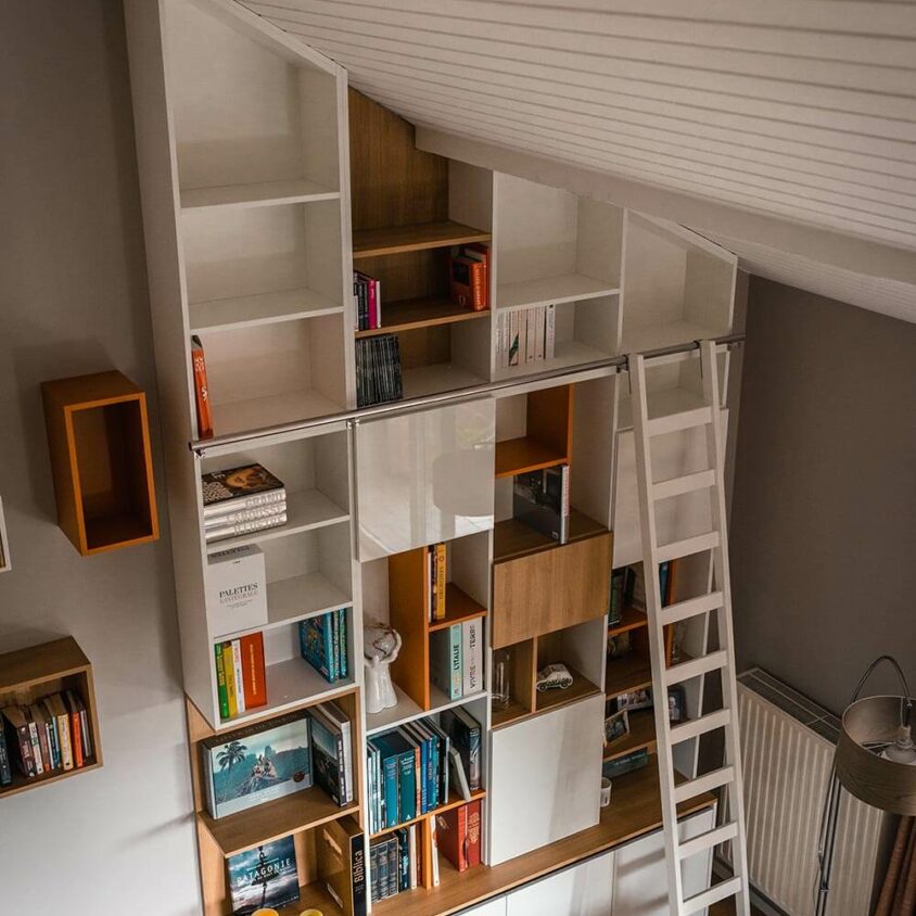 Bibliothèque sur mesure avec échelle à Hostert près Luxembourg