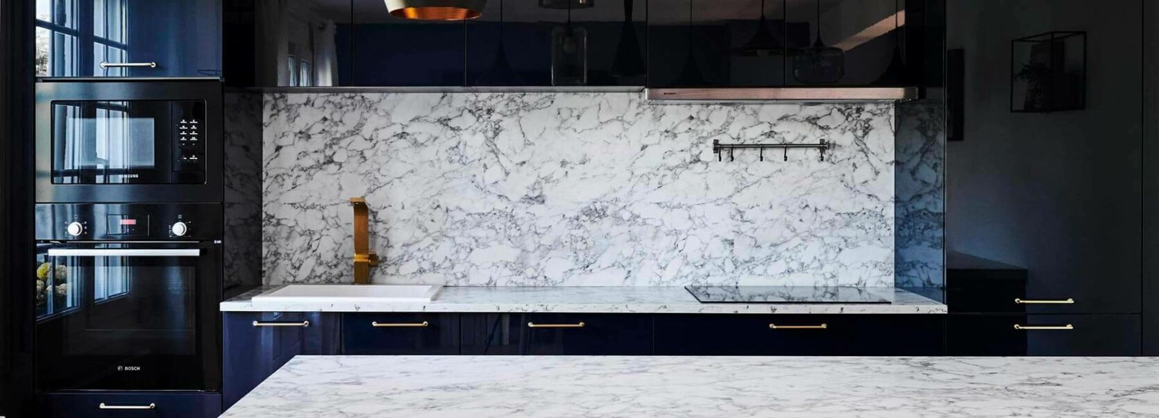 cuisine sur mesure uccle bruxelles marbre bleu nuit equipee - meubles sur mesure