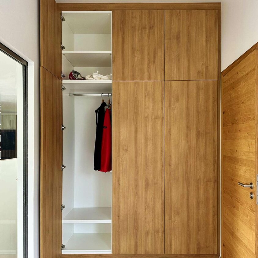 Idée d'aménagement d'entrée à Lausanne par BeHome Interiors