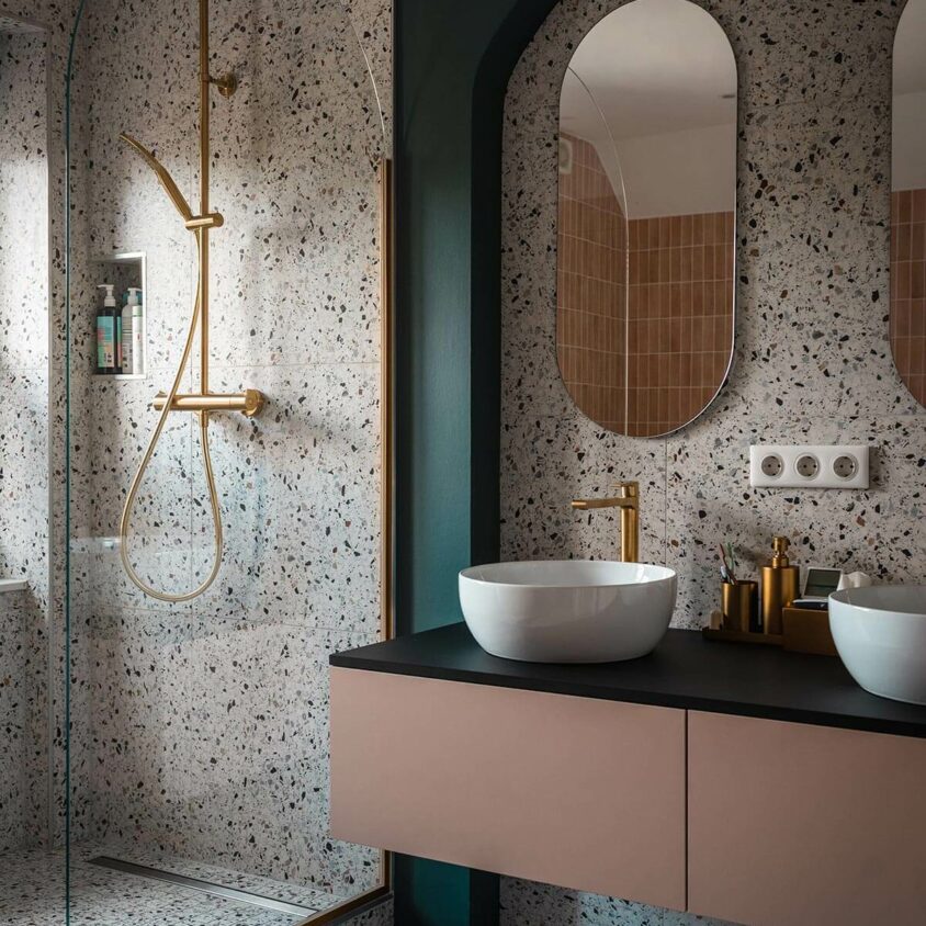 Aménagement de salle de bain à Lenningen vue douche italienne