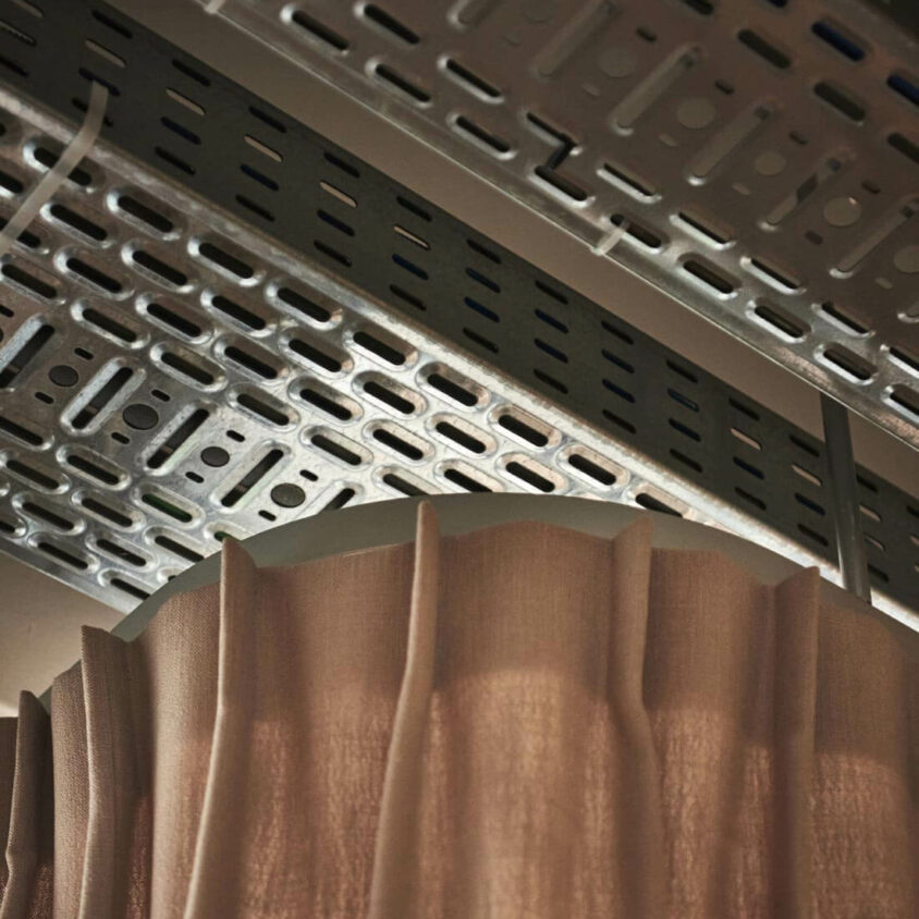 Aménagement des bureaux Tartes Françoise à Nivelles en Belgique par BeHome Interiors Bruxelles