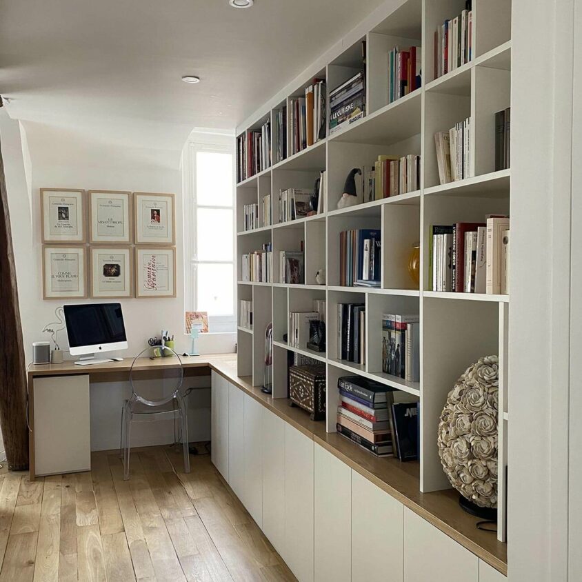 Rénovation d'un appartement ancien à Bruxelles avec bureau, bibliothèque