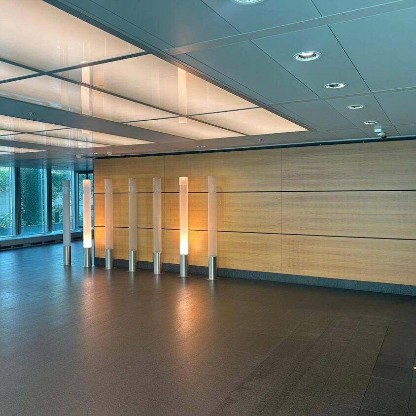 Photo accueil avant l'aménagement de bureaux d'entreprise à Lausanne