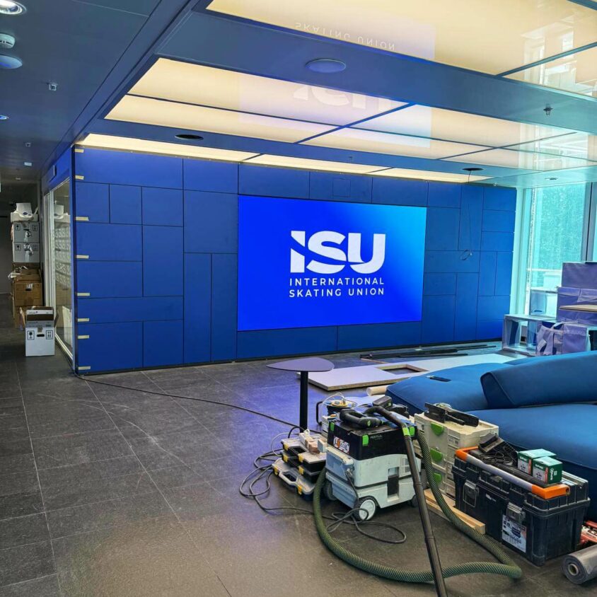 Chantier d'aménagement de bureaux d'entreprise à Lausanne par BeHome Interiors