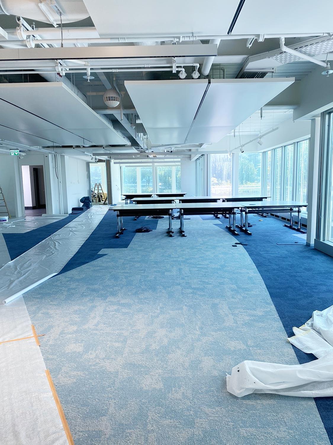 Chantier d'aménagement de bureaux d'entreprise à Lausanne par BeHome Interiors