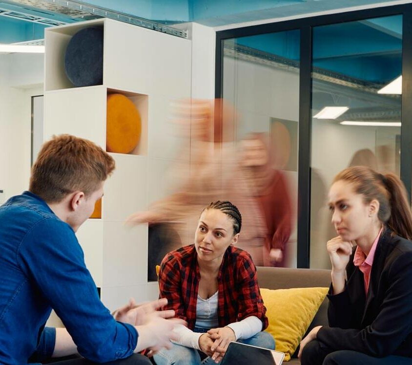 Agencement de bureaux au Luxembourg avec espace convivial