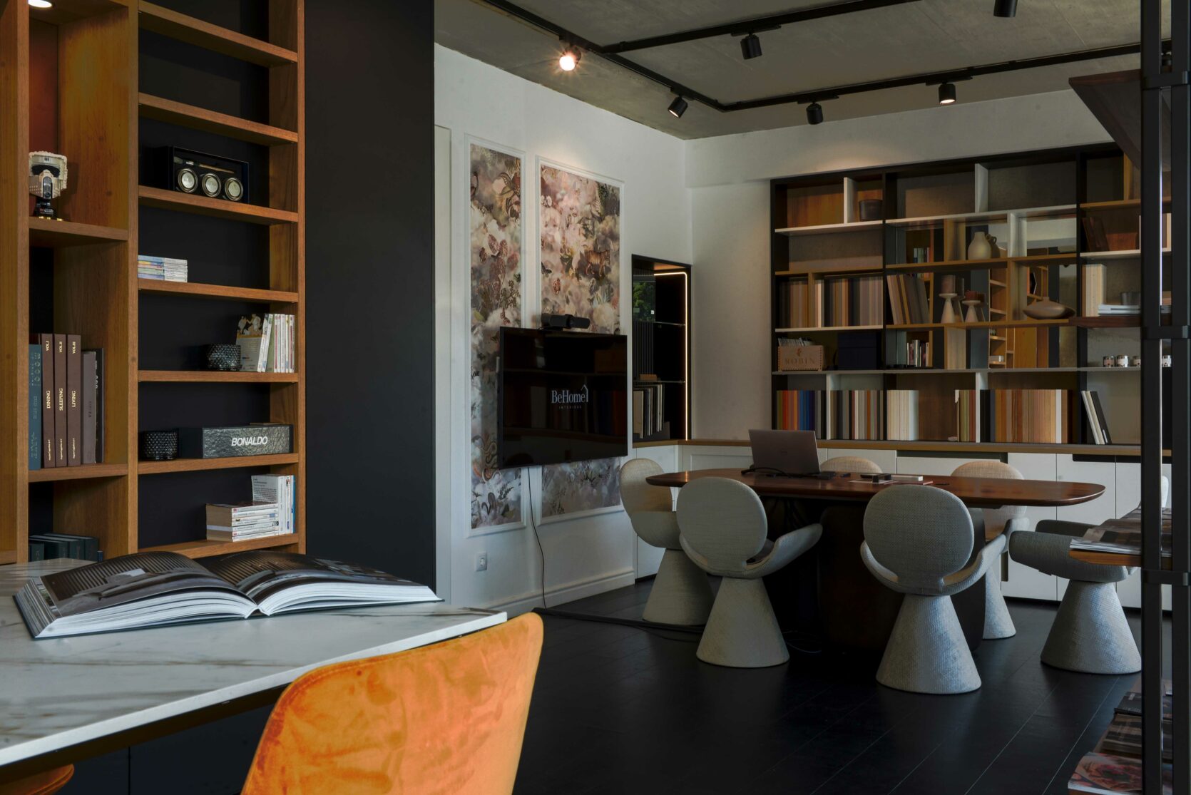 Coin TV dans le showroom BeHome Interiors Hesperange